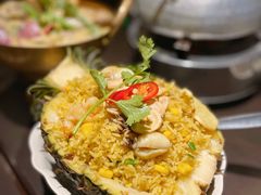 原只菠萝炒饭-大头虾越式风味餐厅(光明广场店)