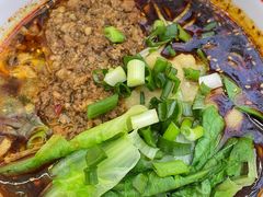 -叶伟胡辣壳面(两路口店)