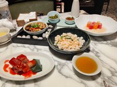 龙井虾仁-湖滨28中餐厅·西湖宴·杭州君悦酒店