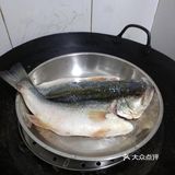 不想想标题不想写标题的蒸鲈鱼。