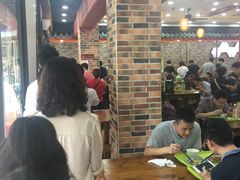 大堂-荣华基·现炒快餐(肇嘉浜路店)