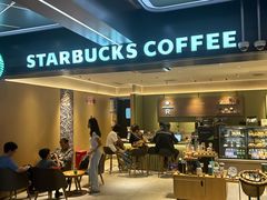 -星巴克臻选(上海中环广场2F店)