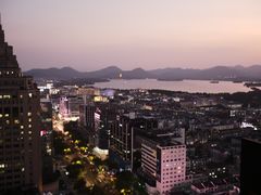 -Hi City·城市之巅