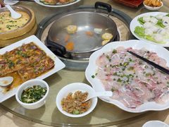 -红日饭店(裕隆三路店)