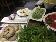 -重庆德庄火锅(体育中心店)