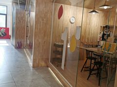 -艾瑞克儿童艺术创想(海马公园店)