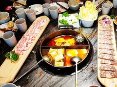 -热火朝天鲜切牛肉火锅(南强街巷店)