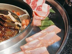 -哈哈碳都·牛肋条无限自助烤肉(宝龙店)
