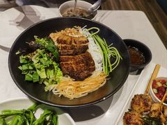-美奈小馆·越南料理(中航城君尚购物中心店)