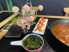-鹿鸣山草本茶香火锅(园西路店)