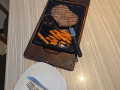 -必胜客(绿地新都会店)