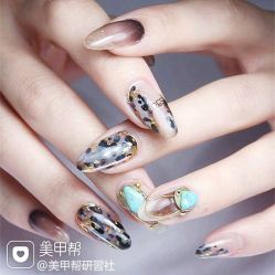 -Pink You美甲洗眉纹绣定制中心