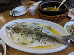 -品鲜村农家菜·阳澄湖大闸蟹(总店)