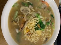 -百荣世贸商城