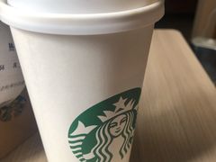 燕麦拿铁咖啡-星巴克臻选(成都宽窄巷子店)