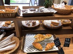 -沁屋面包店(人民东路店)