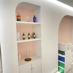 -苗方清颜痘肌研究所