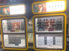-镜客眼镜(浦江欢乐颂店)