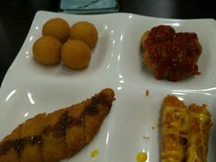 炸物拼盘-熊本屋日式料理(万达店)