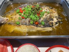 -蜀渔港·鱼缸烤鱼店(华山珑城店)