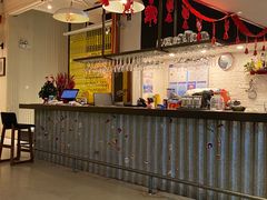 -又见马甲M8融合西餐厅(体育中心店)