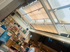 -猫的天空之城概念书店(苏州平江店)