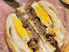 -必胜客(WOW中心城店)
