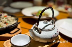 Wild Matsutake Mushroom Teapot Soup