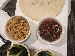 春饼卷虾酱-依兰国际酒店-颐和轩中餐厅