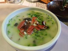 -客家大院·非遗赣南客家菜(郁孤台店)