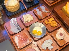 -银米·云南传统过桥米线(双廊黑金冠店)