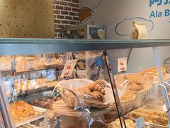 -TIMO COFFEE 阿拉校园面包