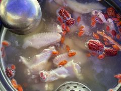 -花苑美食横琴生蚝火锅(拱北粤华路店)