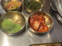 -釜山火炉·海鲜烤肉(紫藤路店)