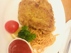 -兰特伯爵西餐厅·啤酒屋(方庄店)