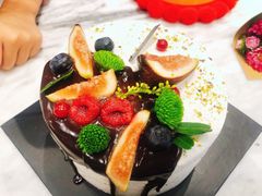 -小苍兰风铃草·礼物蛋糕(沈阳店)