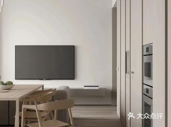 灰白原木，宁静淡雅的质朴美学
