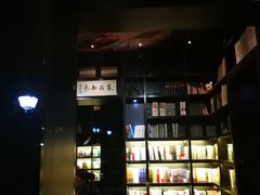 -钟书阁(松江泰晤士小镇店)