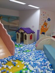 -孩子王童乐园(西安万象城店)