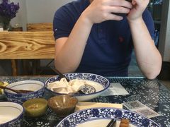 -蜗牛小馆醉乡民谣云南菜(惠新西里店)