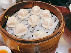 鲜肉小笼-德兴馆(山西南路店)