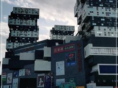 -资和信百货商场