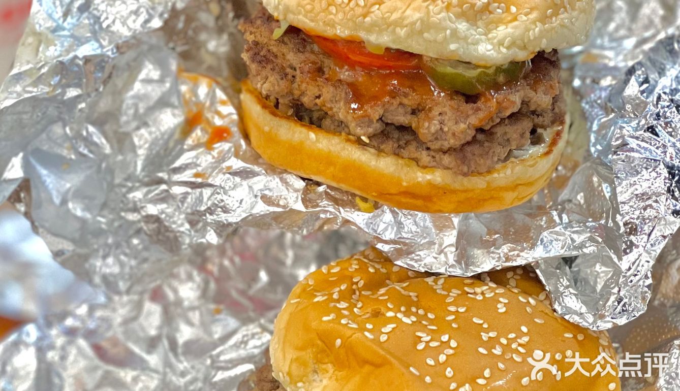 答应我来魔都一定要尝尝这口汉堡🍔Five Guys