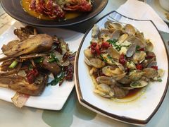 -老鄞江清水龙虾•赵赵家(江北店)