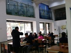 大堂-草桥清真牛肉锅贴扁食店