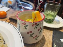 -秘密旅行Bonjour(黑金冠 江南西店)