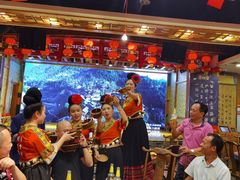 -亮欢寨酸汤鱼(沙冲路店)