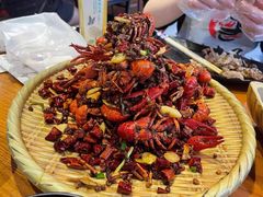 簋街麻辣龙虾-三太子地摊烧烤·小龙虾(北蔡店)