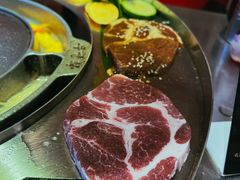 -哈哈碳都·牛肋条无限自助烤肉(台江万达店)