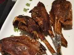 -威记烧嘢·南宁烧烤·超级生牛(绿地店)